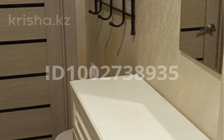 1-бөлмелі пәтер · 34 м² · 1/5 қабат, Жаңа қала ш/а., бағасы: 15.5 млн ₸ в Караганде, Казыбек би р-н — фото 2