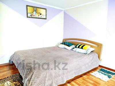 2-комнатная квартира · 45 м² · 4/5 этаж, мкр Новый Город, Бухар Жырау 60 за 16 000 ₸ в Караганде, Казыбек би р-н