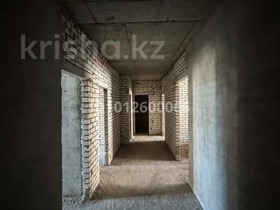 3-бөлмелі пәтер · 129.9 м² · 4/9 қабат, Молдагулова 5/4, бағасы: 49.5 млн ₸ в Уральске