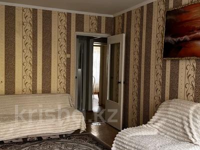 2-комнатная квартира · 54 м² · 4/5 этаж, мкр Аксай-4 40 за 270 000 ₸ в Алматы, Ауэзовский р-н