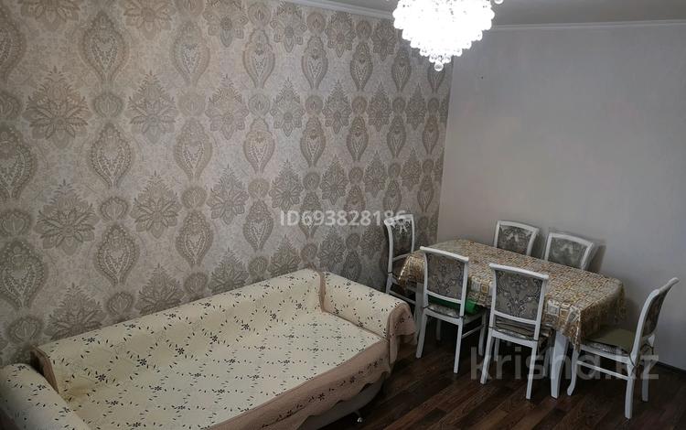 3-комнатная квартира · 77.4 м² · 6/11 этаж, Сарыарка 19 за 38 млн ₸ в Караганде, Казыбек би р-н — фото 2