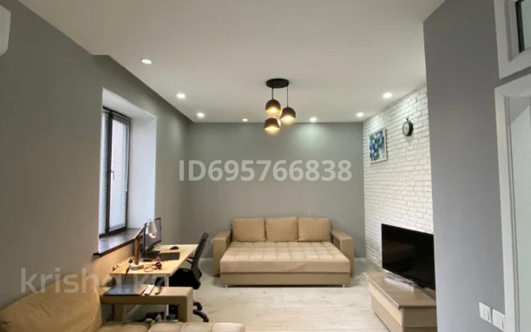 2-комнатная квартира · 53 м² · 8/10 этаж, Касым Аманжолов 24 за 300 000 ₸ в Астане, Есильский р-н — фото 2
