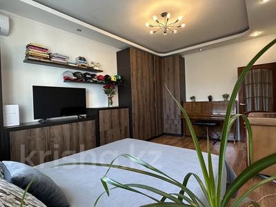 3-бөлмелі пәтер · 65 м², Тастақ-3 ш/а., Ислама Каримова 40, бағасы: 38 млн ₸ в Алматы, Алмалинский р-н