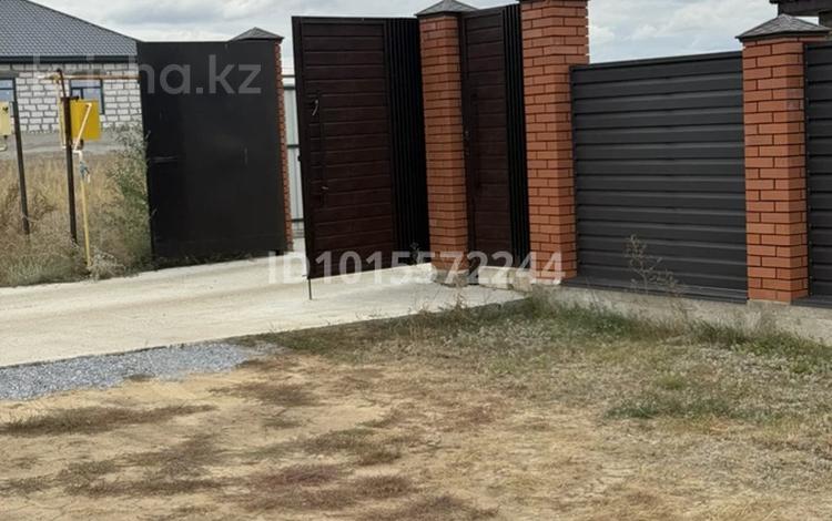 Отдельный дом · 4 комнаты · 200 м² · 10 сот., Участок 555/4 за 47 млн ₸ в Актобе, жилой массив Жанаконыс-4 — фото 2
