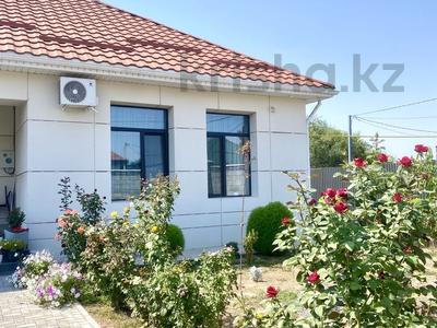 Жеке үй · 4 бөлме · 200 м² · 11 жүзд., Алдабергенова, бағасы: 90 млн ₸ в Туздыбастау (Калинино)