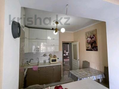 3-бөлмелі пәтер, 70 м², 3/6 қабат, мкр Мамыр-3 15, бағасы: 53 млн 〒 в Алматы, Ауэзовский р-н