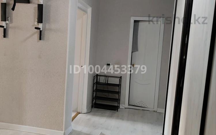 2-бөлмелі пәтер · 70 м² · 2/5 қабат, Достык 36, бағасы: 27 млн ₸ в Хромтау — фото 3