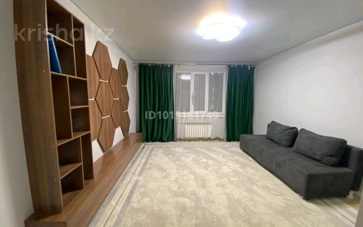 2-комнатная квартира · 85.5 м² · 6/9 этаж, мкр Старый Аэропорт — Самал за 28 млн ₸ в Уральске — фото 2