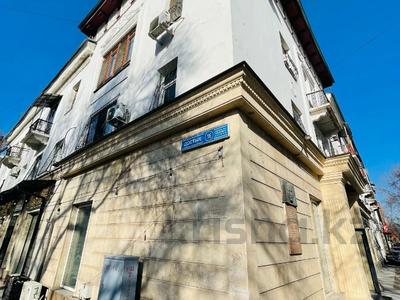 2-комнатная квартира · 50.2 м² · 3/3 этаж, Достык 16 за 47.4 млн 〒 в Алматы, Медеуский р-н