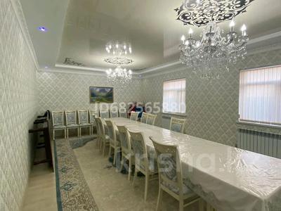Жеке үй · 9 бөлме · 300 м² · 10 сот., мкр Бозарык 237 — Байдибек би, бағасы: 60 млн ₸ в Шымкенте, Абайский р-н