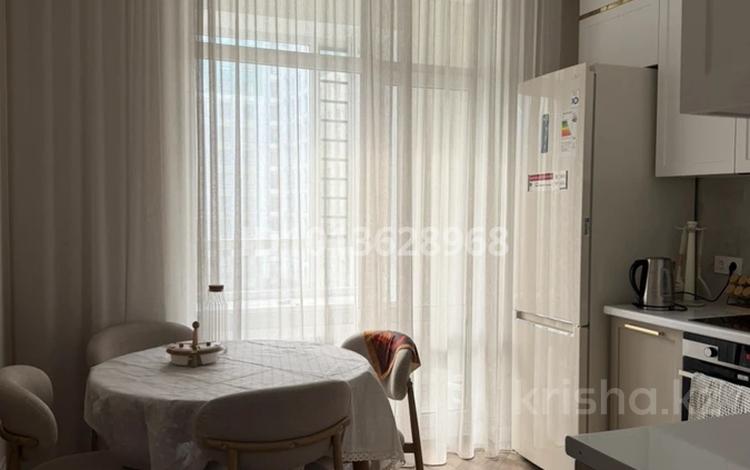 2-бөлмелі пәтер · 60 м² · 5/12 қабат, Туран 34а, бағасы: 450 000 ₸ в Астане, Нура р-н — фото 2