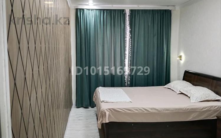 2-комнатная квартира · 63 м² · 1/5 этаж, Паримбетова — Жд поликлиника, Каир гостиница, жулдыз клиника за 3 000 ₸ в  — фото 2