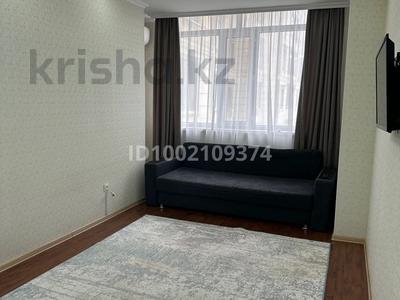 Аренда квартир в Мангистауской обл.: 1-комнатная квартира · 46 м² · 9/11 этаж, 16-й мкр 44 за 130 000 〒 1-комнатная квартира · 46 м² · 9/11 этаж, 16-й мкр 44 за 130 000 〒 в Актау