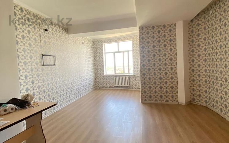 3-бөлмелі пәтер · 85.4 м² · 7/7 қабат, Атшабар, бағасы: 23 млн ₸ в Таразе — фото 2