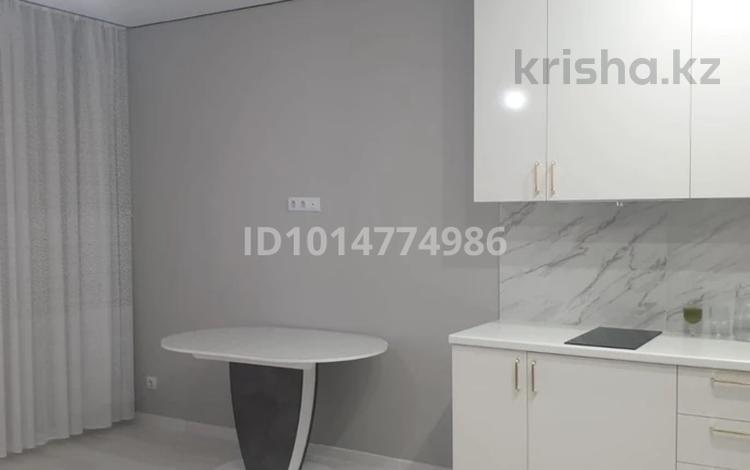 1-комнатная квартира · 31 м², Нажмиденова 15 за 175 000 ₸ в Астане, Сарайшык р-н — фото 2