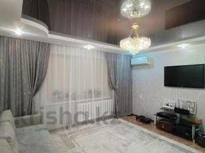 4-комнатная квартира · 76.8 м² · 1/9 этаж, Сатпаева 30 корпус 2 за 22.7 млн 〒 в Экибастузе