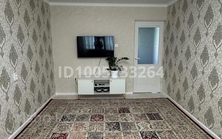 2-комнатная квартира · 60 м² · 4/5 этаж, мкр Восток 19 за 24.5 млн 〒 в Шымкенте, Аль-Фарабийский р-н — фото 2