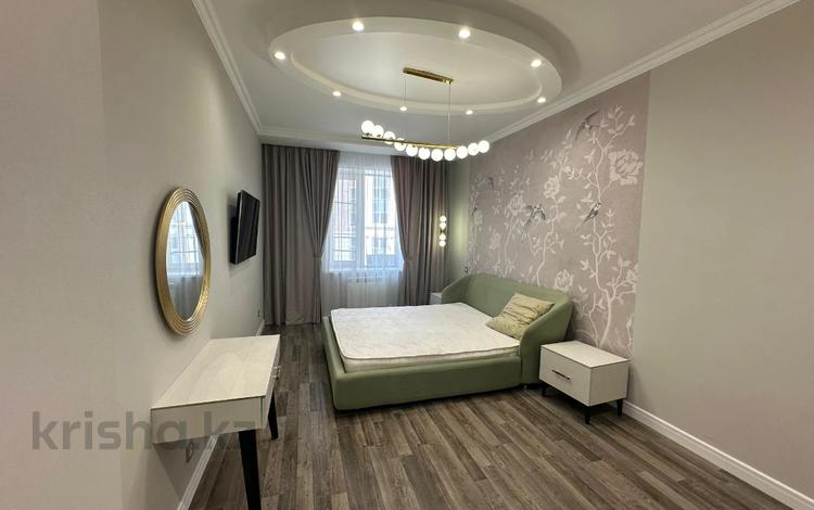 3-комнатная квартира · 135 м² · 3/5 этаж, Кабанбай батыра 7 за 550 000 ₸ в Астане, Нура р-н — фото 13
