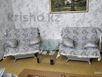 2-комнатная квартира · 50 м² · 5/9 этаж, 10 мкр 4 за 15 000 ₸ в Аксае