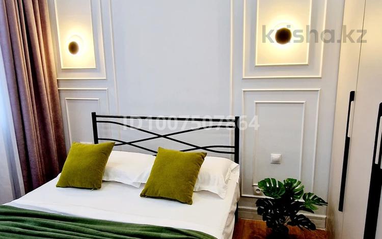 1-комнатная квартира · 50 м² · 7/14 этаж, 14-й мкр 84 за 15 000 ₸ в Актау — фото 2