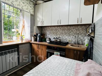 3-комнатная квартира · 50 м² · 1/4 этаж, мкр Таугуль-3, Жандосова 178 — Саина за 39 млн 〒 в Алматы, Ауэзовский р-н