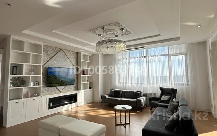 4-комнатная квартира · 175 м² · 19/30 этаж, Ахмет Байтурсынулы 9 за 194 млн ₸ в Астане, Сарайшык р-н — фото 2