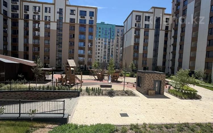 4-комнатная квартира · 139.7 м² · 3/14 этаж, Жарбосынова 42А за 80 млн ₸ в Атырау — фото 2