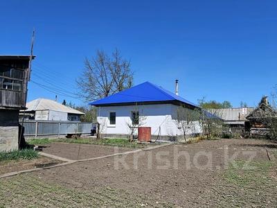 Отдельный дом · 4 комнаты · 75 м² · 5.3 сот., Барнаульская ул. 47 за 17 млн 〒 в Усть-Каменогорске, Ульбинский