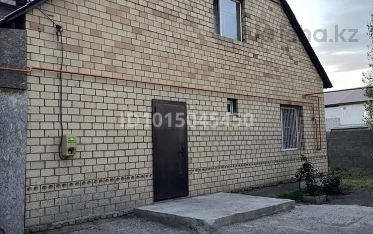 Отдельный дом · 7 комнат · 1000 м² · 10 сот., Республика 28/1 — Магазин «Амина» за 60 млн ₸ в Косшы — фото 2
