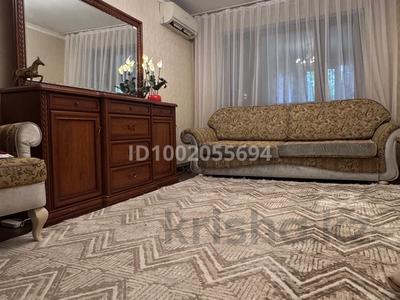 3-комнатная квартира · 65 м² · 1/4 этаж, мкр №1 12 — Жубанова - Саина за 350 000 ₸ в Алматы, Ауэзовский р-н