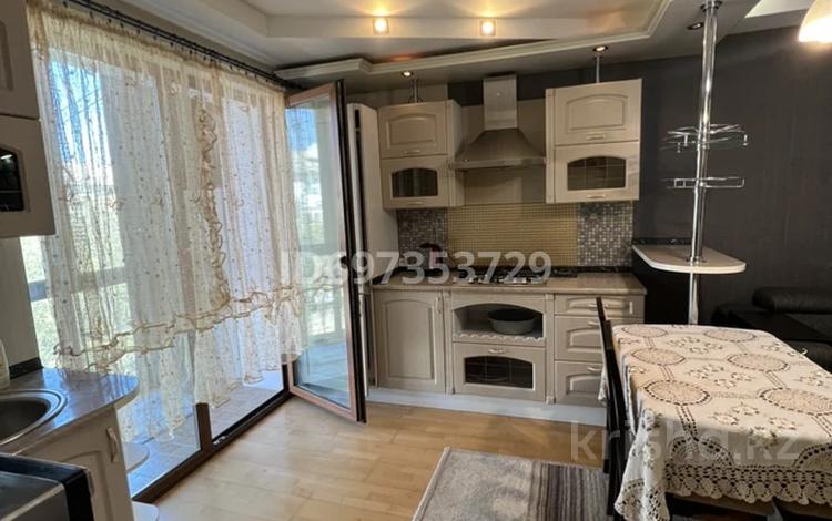 2-бөлмелі пәтер · 55 м² · 4/4 қабат, 1микрорайон 3, бағасы: 250 000 ₸ в Конаеве — фото 10