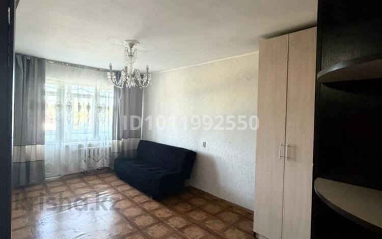 1-комнатная квартира · 32 м² · 5/5 этаж, Севастопольская 5 за 11.7 млн ₸ в Усть-Каменогорске — фото 2