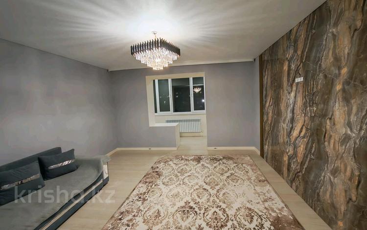 2-комнатная квартира · 86 м² · 3/5 этаж, ул. Циолковского 5Ак2 за 200 000 ₸ в Уральске — фото 14