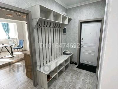 2-комнатная квартира · 63 м² · 8/9 этаж, мкр Жетысу-1 17 — Пересечение улицы Момышулы и проспекта Улугбека за 360 000 ₸ в Алматы, Ауэзовский р-н