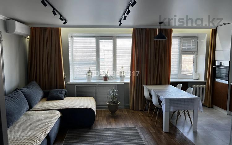 4-комнатная квартира · 80 м² · 4/9 этаж, Ларина — джамбула за 30 млн ₸ в Уральске — фото 2