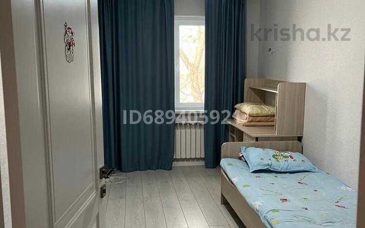 1 бөлме · 65 м² · 4 қабат, №3 ш/а. 20 — Саина Абая, бағасы: 150 000 ₸ в Алматы, Ауэзовский р-н — фото 2