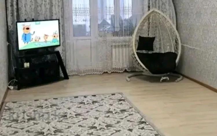 3-бөлмелі пәтер · 84 м² · 7/9 қабат, Зачаганск пгт ш/а., Мурата Мункеулы 85/5, бағасы: 26 млн ₸ в Уральске, мкр. Зачаганск пгт — фото 2