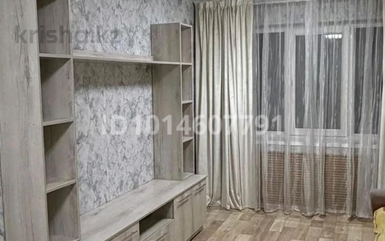 2-комнатная квартира · 55.2 м² · 2/5 этаж, пр.Абая 5/1 за 22 млн ₸ в Усть-Каменогорске, Ульбинский — фото 2