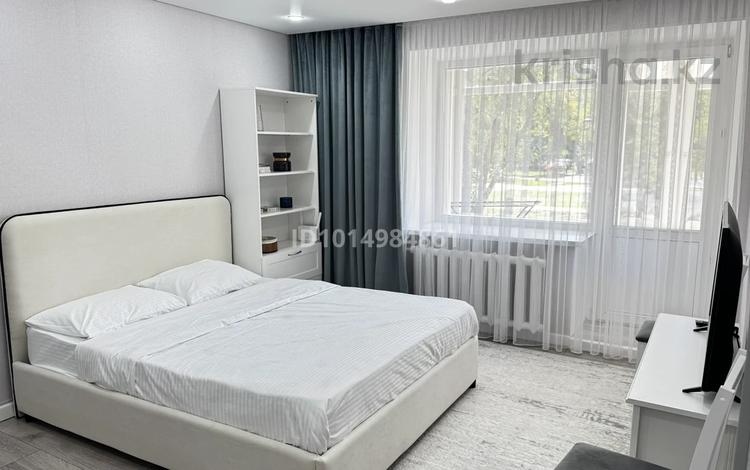 1-комнатная квартира · 45 м² · 1/9 этаж, Абая 96 — Сзади 12 месяцев за 16 000 ₸ в Астане, р-н Байконур — фото 2