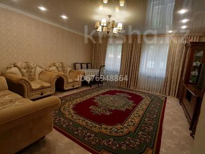 Отдельный дом · 5 комнат · 160 м² · 5 сот., Ост. Кирова за 58 млн 〒 в Уральске