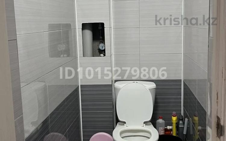 2-комнатная квартира · 64 м² · 5/5 этаж, мкр. Алтын орда 364/2 за 170 000 ₸ в Актобе — фото 2