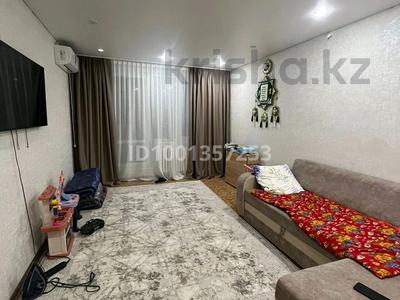 Продажа квартир в Западно-Казахстанской обл.: 3-комнатная квартира · 69 м² · 9/9 этаж, 5мкр 12 за 22.5 млн 〒 3-комнатная квартира · 69 м² · 9/9 этаж, 5мкр 12 за 22.5 млн 〒 в Аксае