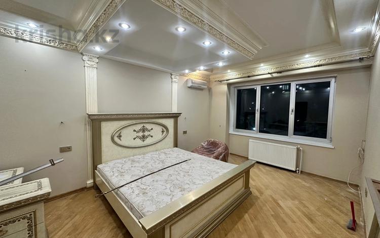 4-бөлмелі пәтер · 140 м² · 3/17 қабат, Достык 97, бағасы: 132 млн ₸ в Алматы, Медеуский р-н — фото 9