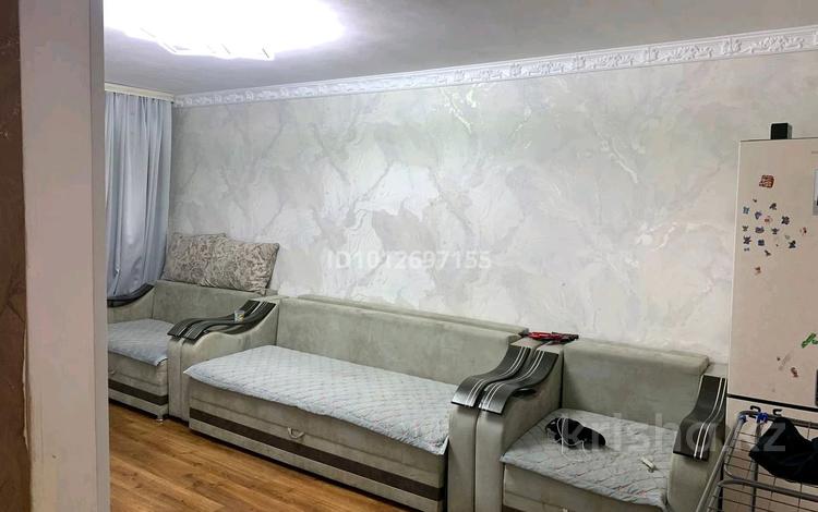 3-бөлмелі пәтер · 78 м² · 4/5 қабат, мкр Юго-Восток, Мкр Юго-Восток, 27й микрорайон Язева 17 — Корзина новая, Додо пицца, Школа 16, бағасы: 27 млн ₸ в Караганде, Казыбек би р-н — фото 2