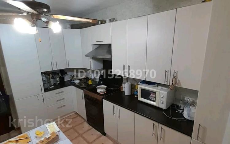 2-бөлмелі пәтер · 55 м² · 4/5 қабат, Заводская, бағасы: 12.5 млн ₸ в Аксае — фото 2