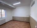 Еркін, кеңселер, дүкендер мен бутиктер, қоймалар, қоғамдық тамақтану орны, сұлулық салондары, фитнес және спорт, медорталықтар мен дәріханалар, білім орталықтары, ойын-сауық, конференц-залдар, кабинеттер және жұмыс орындары, студиялар · 122 м², бағасы: 250 000 ₸ в Атырау, мкр. Алмагуль — фото 11