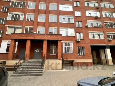 1-комнатная квартира · 43.9 м² · 1/9 этаж, Камзина 41/1 за 18.5 млн 〒 в Павлодаре