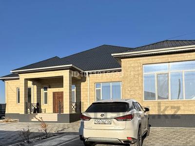 Жеке үй · 8 бөлме · 400 м² · 10 жүзд., 205 122 — Автодорожник 205, бағасы: 70 млн ₸ в Кульсары