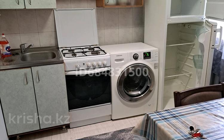 2-бөлмелі пәтер · 42 м² · 2/3 қабат, Абылай хана 27, бағасы: 18 000 ₸ в Алматы, Алмалинский р-н — фото 12