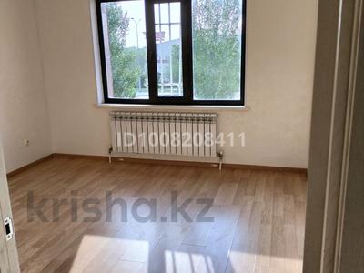 2-бөлмелі пәтер · 45 м² · 2/13 қабат, Ракымжан Кошкарбаев 68, бағасы: 25.5 млн ₸ в Астане, Сарайшык р-н